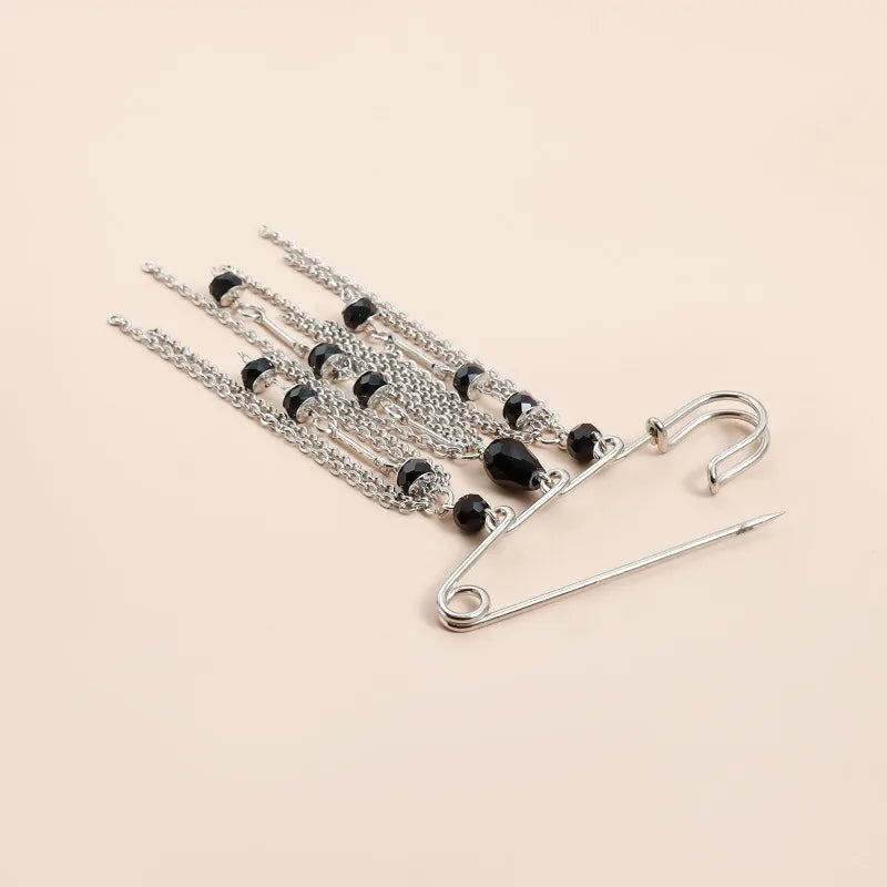 Black Crystal Tassel Brooch Metal Chain Pendant Tassel Brooch for Women Personality Charm Clothes Bag Pins Jewelry Accessories