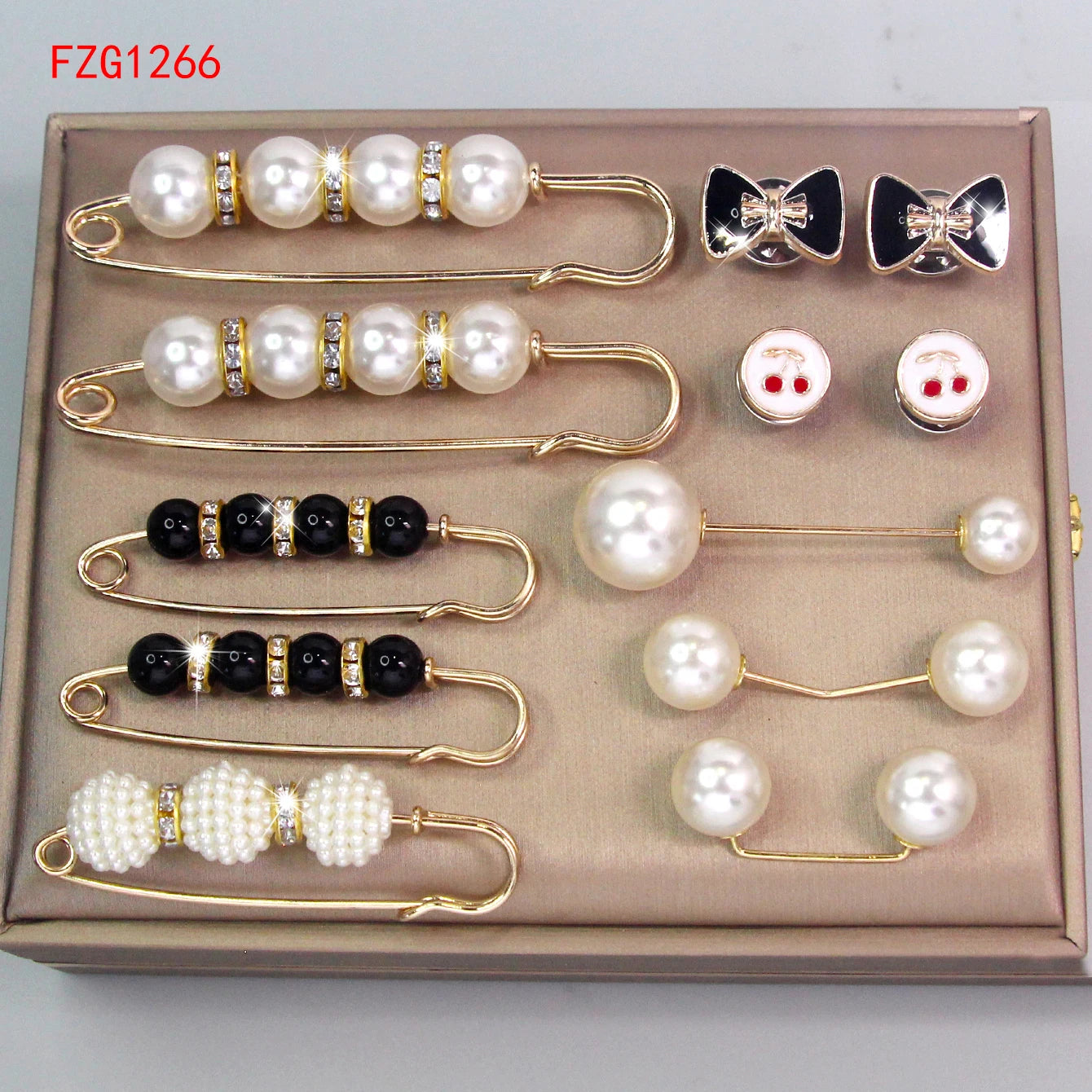 12-piece Set Of Women's Pants To Close The Waist Pin Anti-glare Pearl Buckle Brooch Girls Holiday Jewelry Gifts