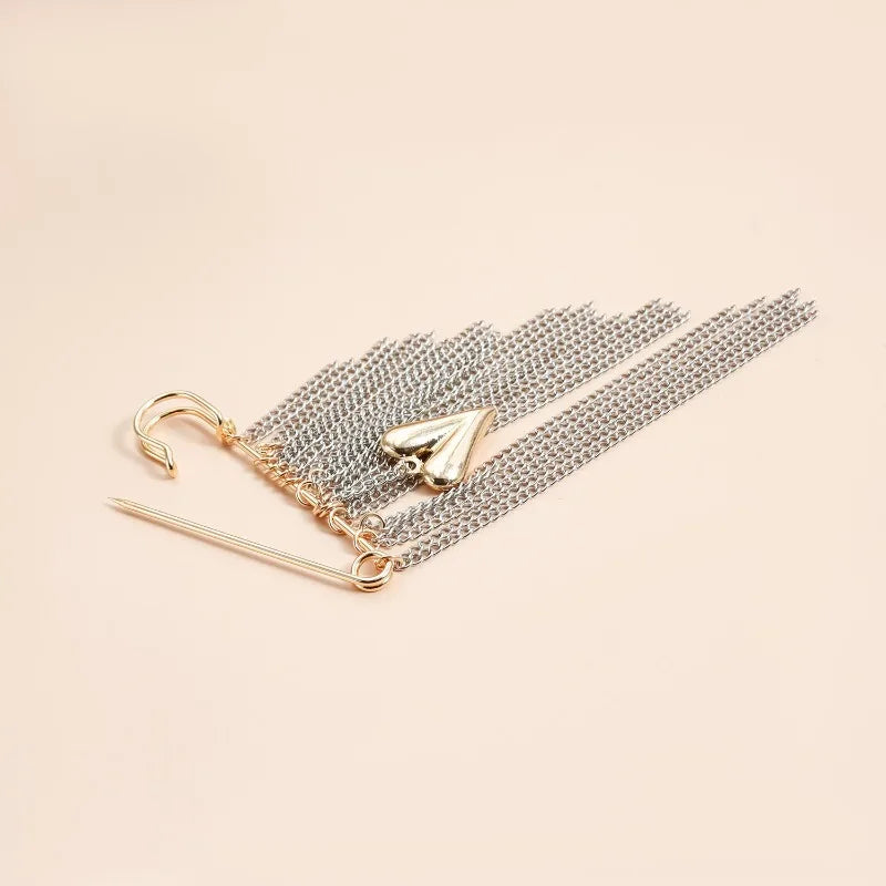 Black Crystal Tassel Brooch Metal Chain Pendant Tassel Brooch for Women Personality Charm Clothes Bag Pins Jewelry Accessories