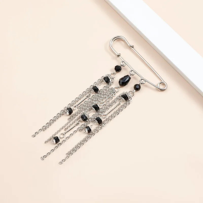 Black Crystal Tassel Brooch Metal Chain Pendant Tassel Brooch for Women Personality Charm Clothes Bag Pins Jewelry Accessories