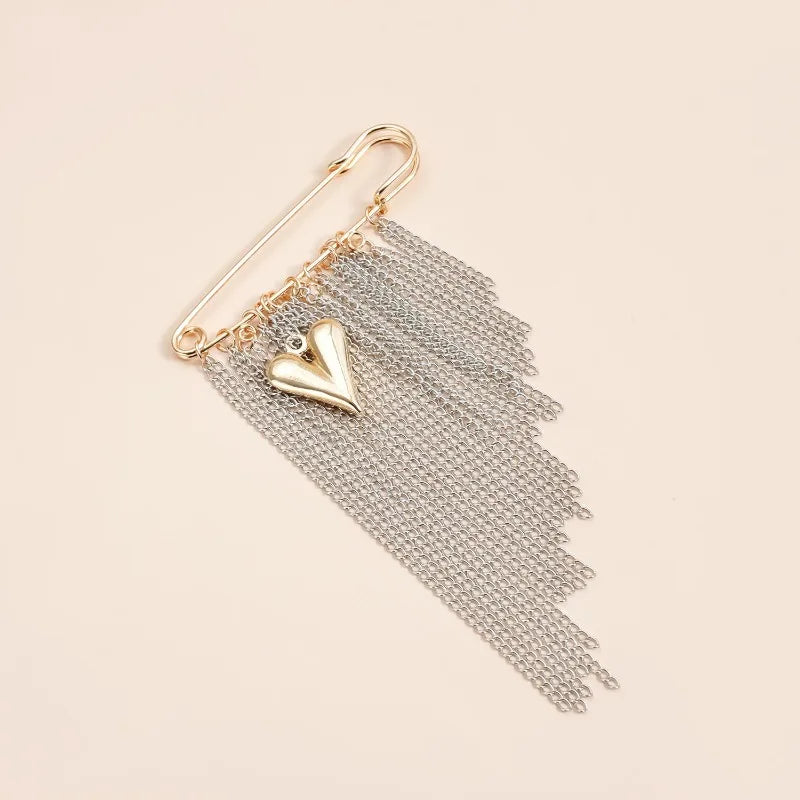 Black Crystal Tassel Brooch Metal Chain Pendant Tassel Brooch for Women Personality Charm Clothes Bag Pins Jewelry Accessories