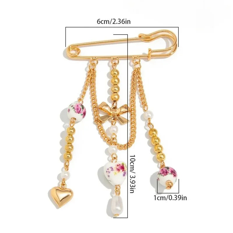 Black Crystal Tassel Brooch Metal Chain Pendant Tassel Brooch for Women Personality Charm Clothes Bag Pins Jewelry Accessories