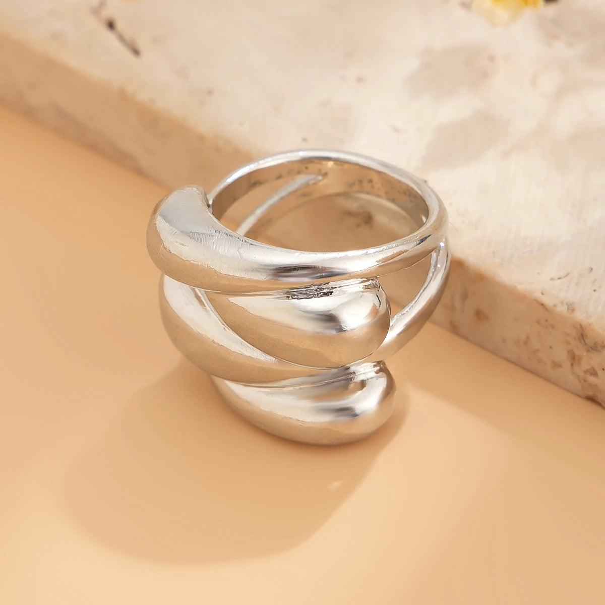 Ingemark Exaggerated Gold Color Metal Spring Bangles for Women Punk Vintage Irregular Geometric Arm Bracelets Men Jewelry Gift