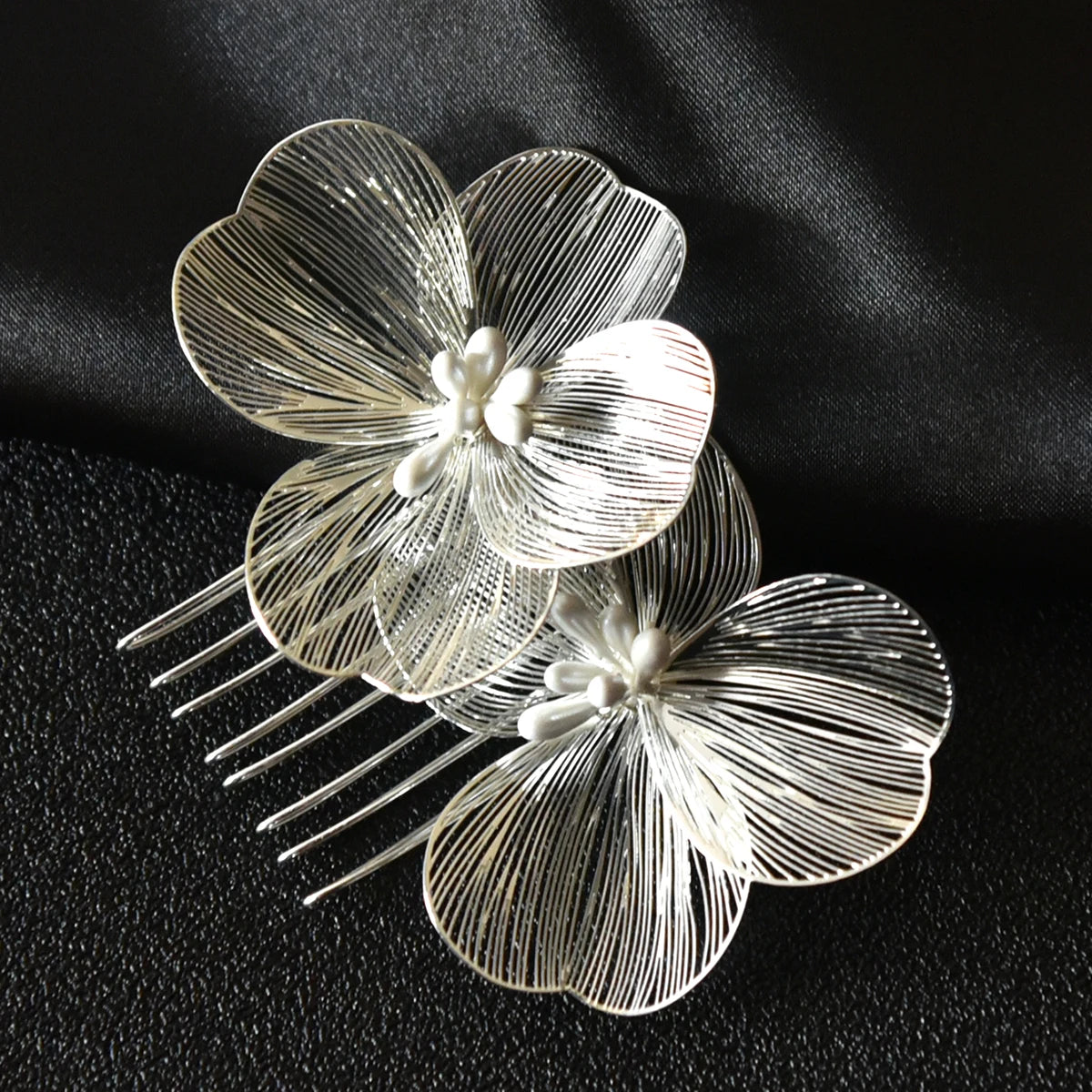 Alloy Flower Hair Clips Women's Hair Accessories Fashion Bridal Wedding Hair Comb Women's Hair Clips Wedding Accessories