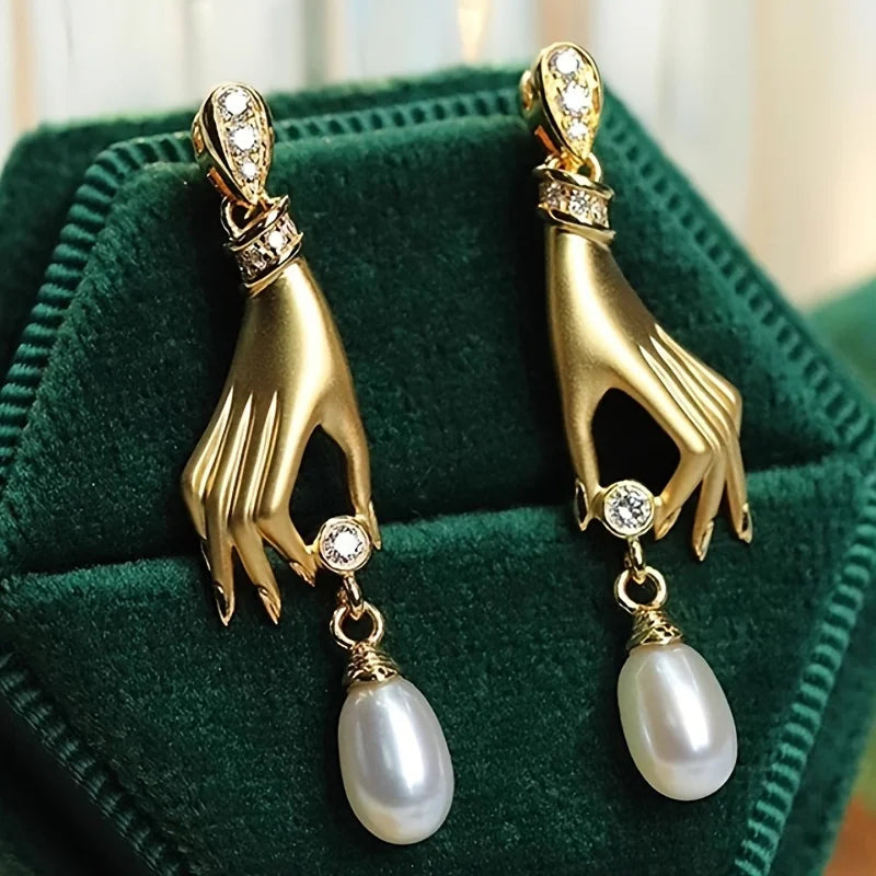 Creative Design Hand With Imitation Pearl Dangle Earrings For Women Trendy Personality Accessory Daily Party Temperament Jewelry