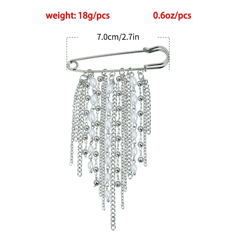 Black Crystal Tassel Brooch Metal Chain Pendant Tassel Brooch for Women Personality Charm Clothes Bag Pins Jewelry Accessories