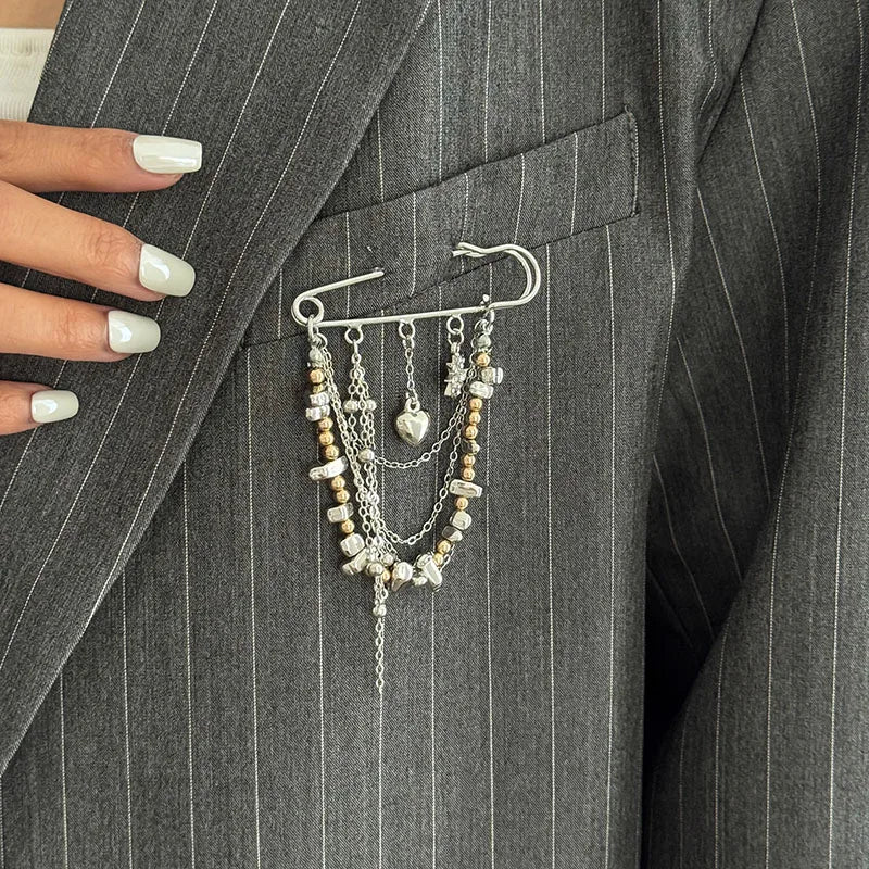 New Exaggerated Metal Chain Pendant Tassel Brooches for Women Man Personality Charm Trousers Shortened Pins Rock Jewelry Gift