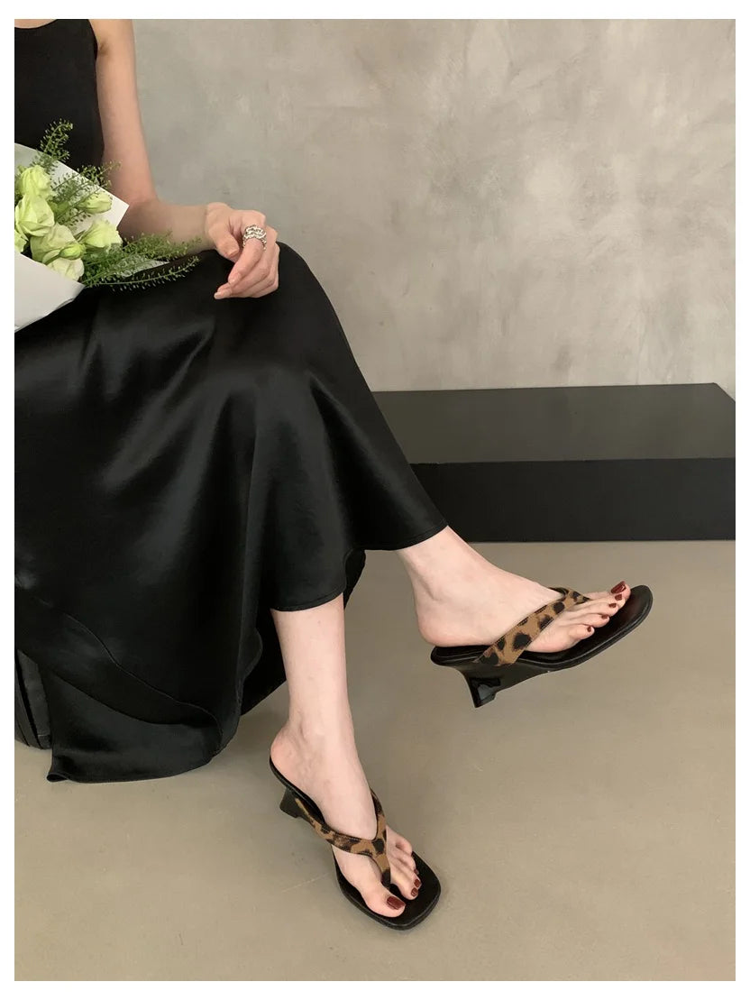 Fashion Brand Wedge Heel Slipper Slides Women Clip Toe Flip Flops Narrow Band Sandals Shoes Casual Female Slipper Sandalia Mujer