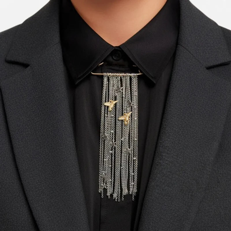Black Crystal Tassel Brooch Metal Chain Pendant Tassel Brooch for Women Personality Charm Clothes Bag Pins Jewelry Accessories