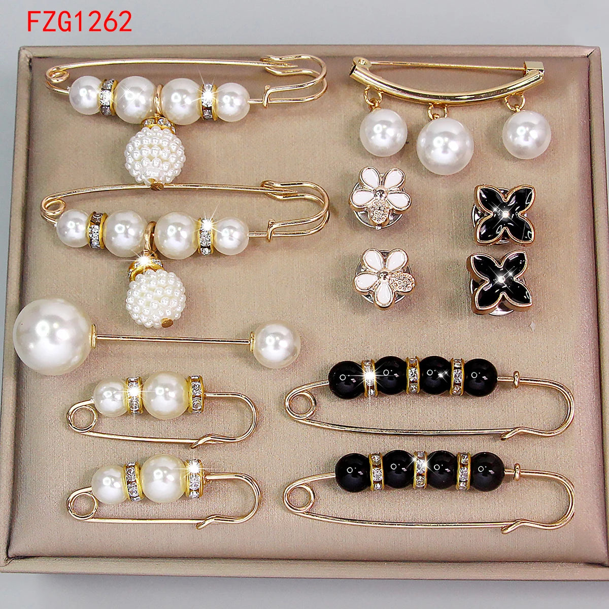 12-piece Set Of Women's Pants To Close The Waist Pin Anti-glare Pearl Buckle Brooch Girls Holiday Jewelry Gifts