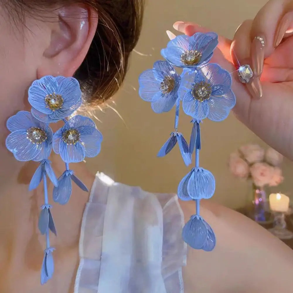 Exaggerated Big Flower Long Tassel Earrings Light Luxury Advanced Sense Women Earrings Metal Temperament Stud Earrings Wedding