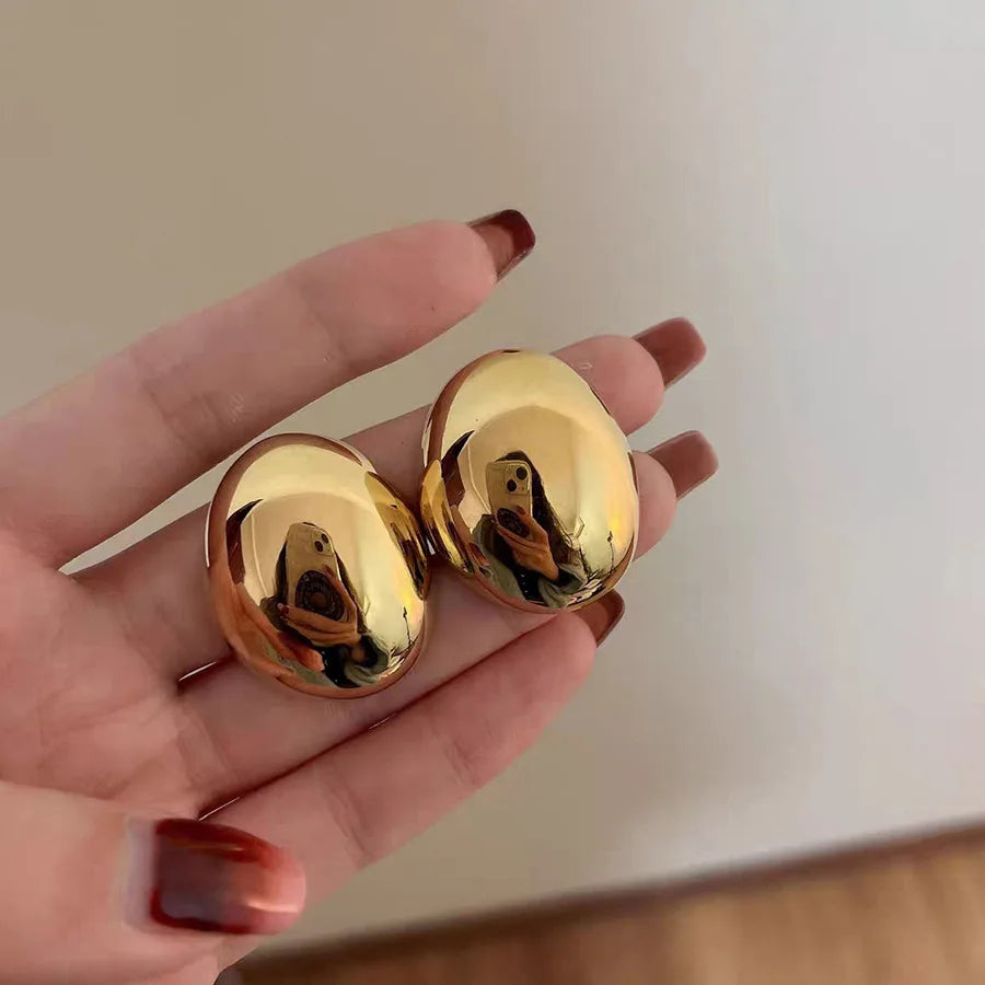 Hollow Oval Bean Shape Stud Earrings for Women Golden Silver Color Smooth Metal Earrings Simple Geometry Party Trendy Jewelry